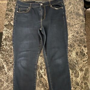 American Eagle Hi-Rise super stretch skinny jeans size 16 short